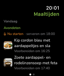 The KiWi meal plan on an Apple Watch, showing tonight’s dinner and when to start cooking